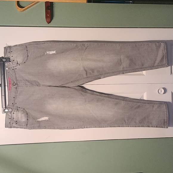 Dollhouse Jeans Grey Dollhouse Ripped Jeans Poshmark